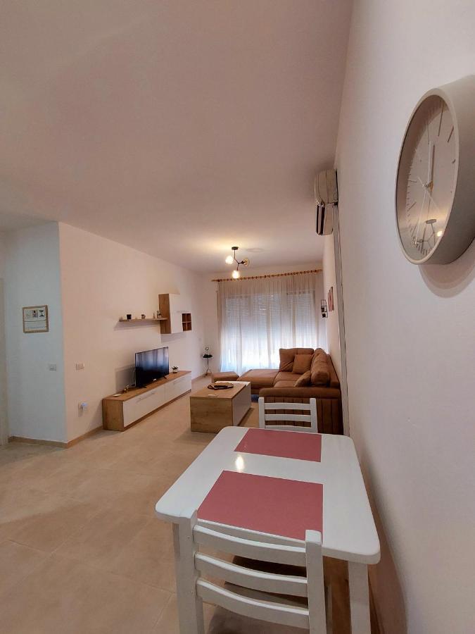 Gex Apartments Tirana Bagian luar foto