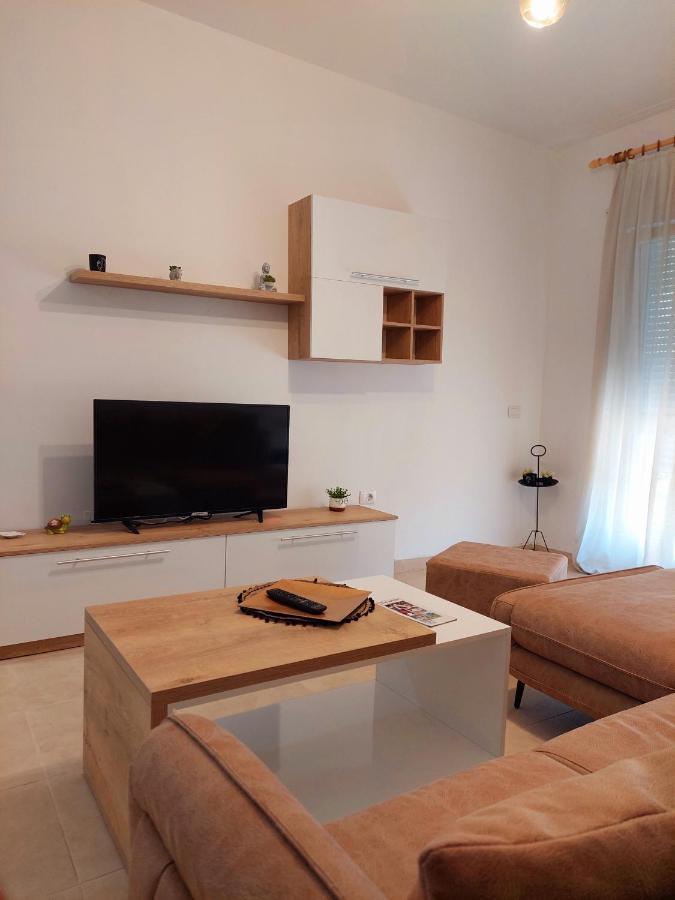 Gex Apartments Tirana Bagian luar foto
